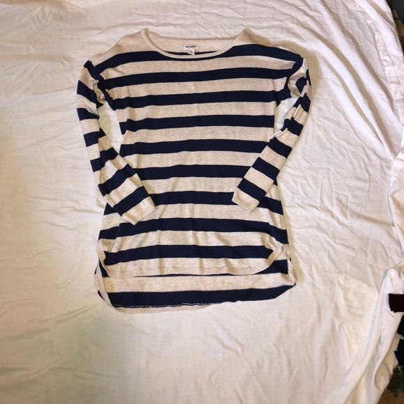 Sweaters - Picture 4 of 6